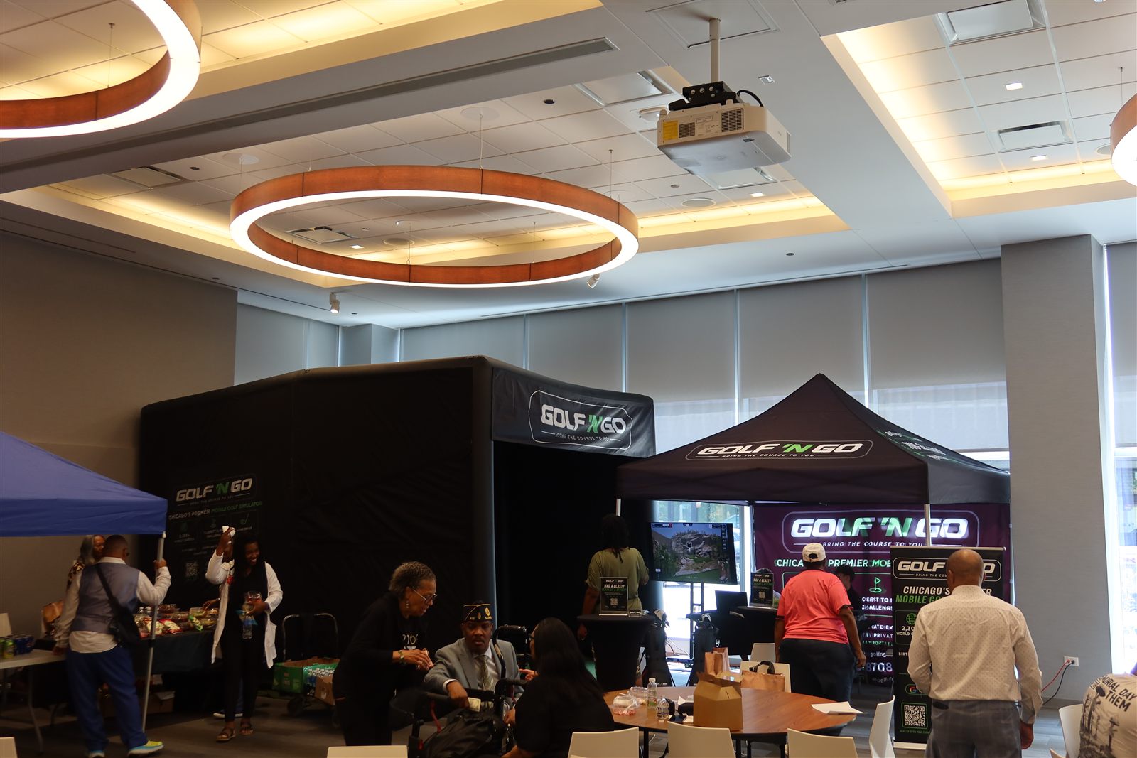 Golf simulator rental in Lake Forest IL - Golf 'N Go Chicago